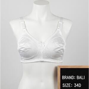 Vintage Bali 34D Bra White Shiny Satin Nylon Wireless Soft Cup Retro 3820